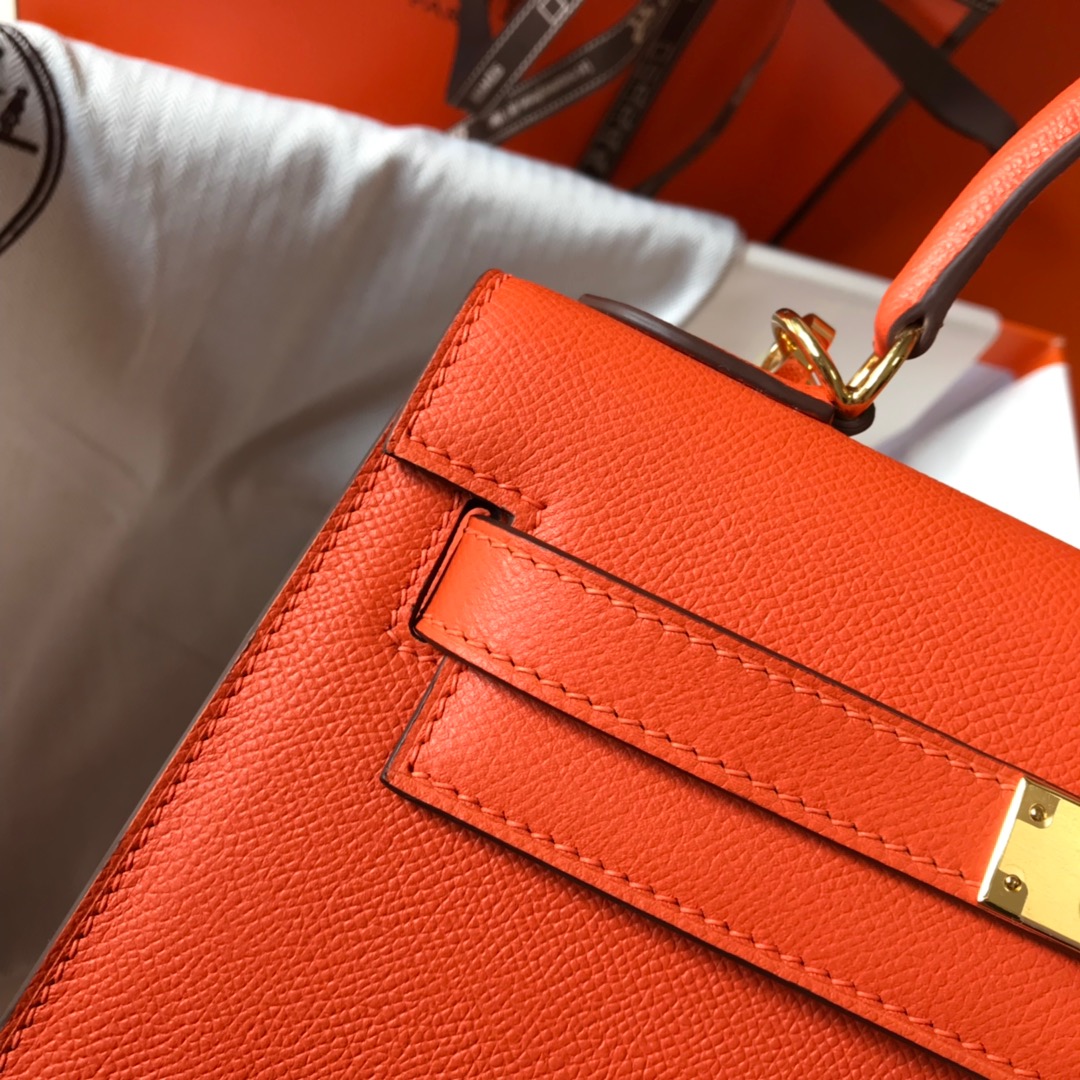 Hermes Kelly 32cm Handbag Shoulder Bag in Feu Orange Epsom Leather